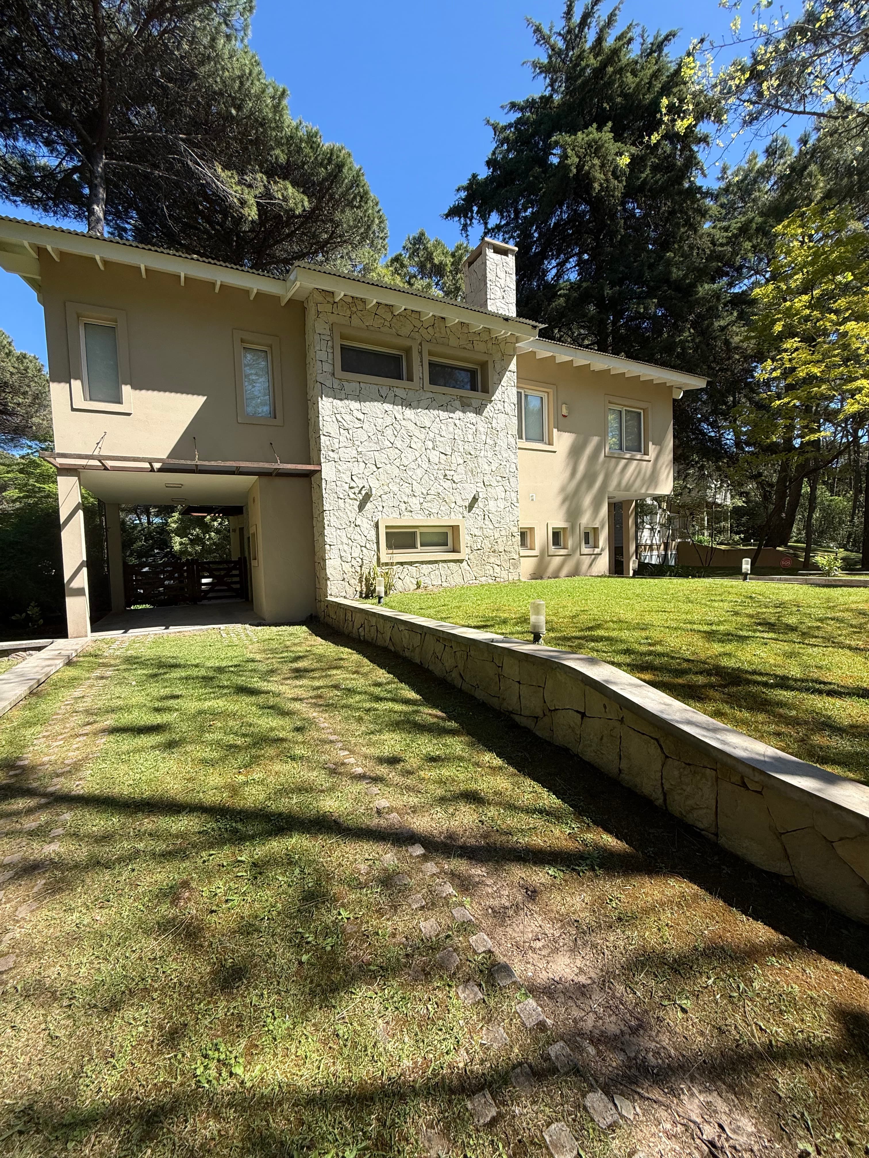 Casa Sandra y Diego en Cariló