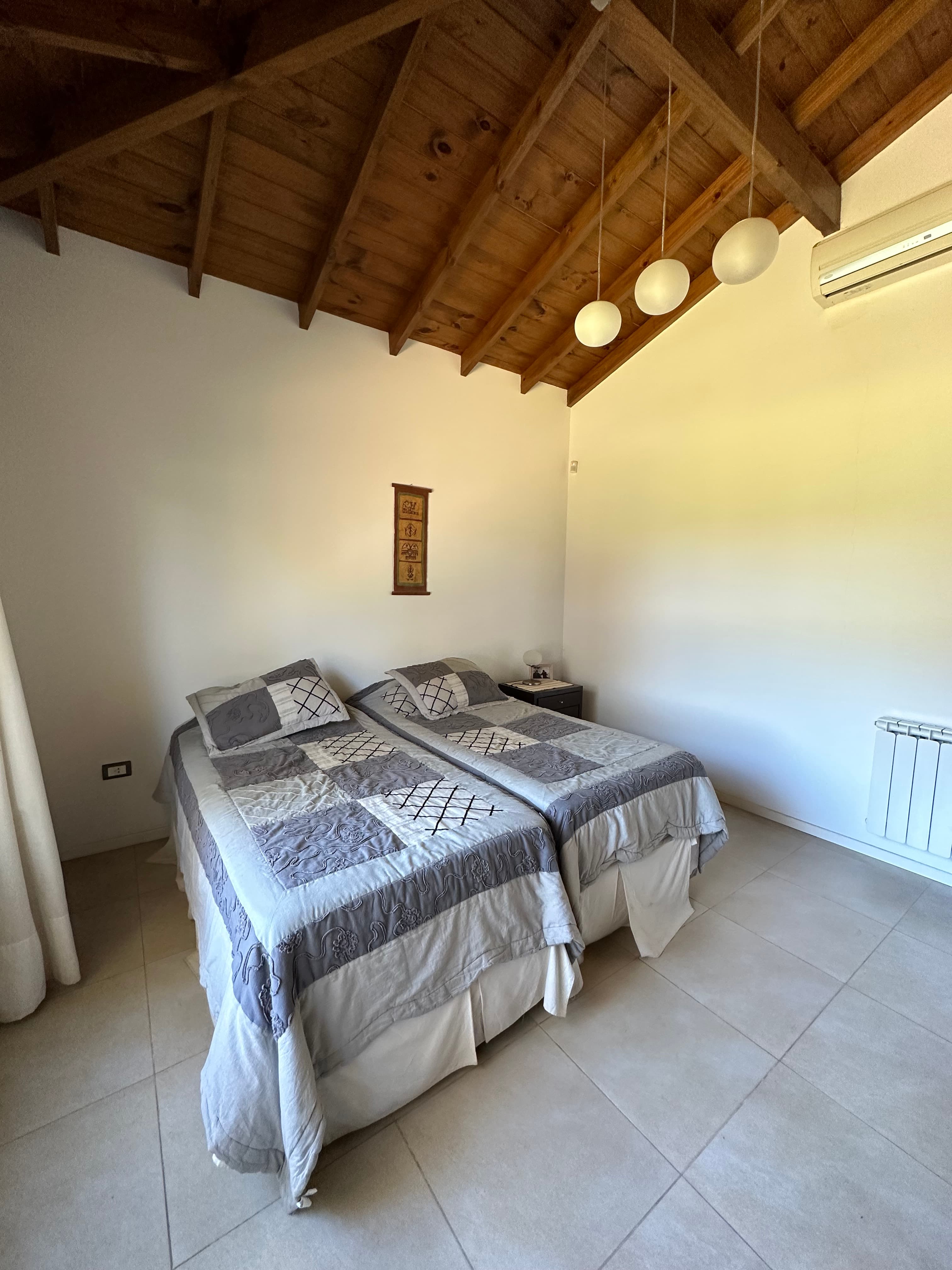 Habitacion con 2 camas